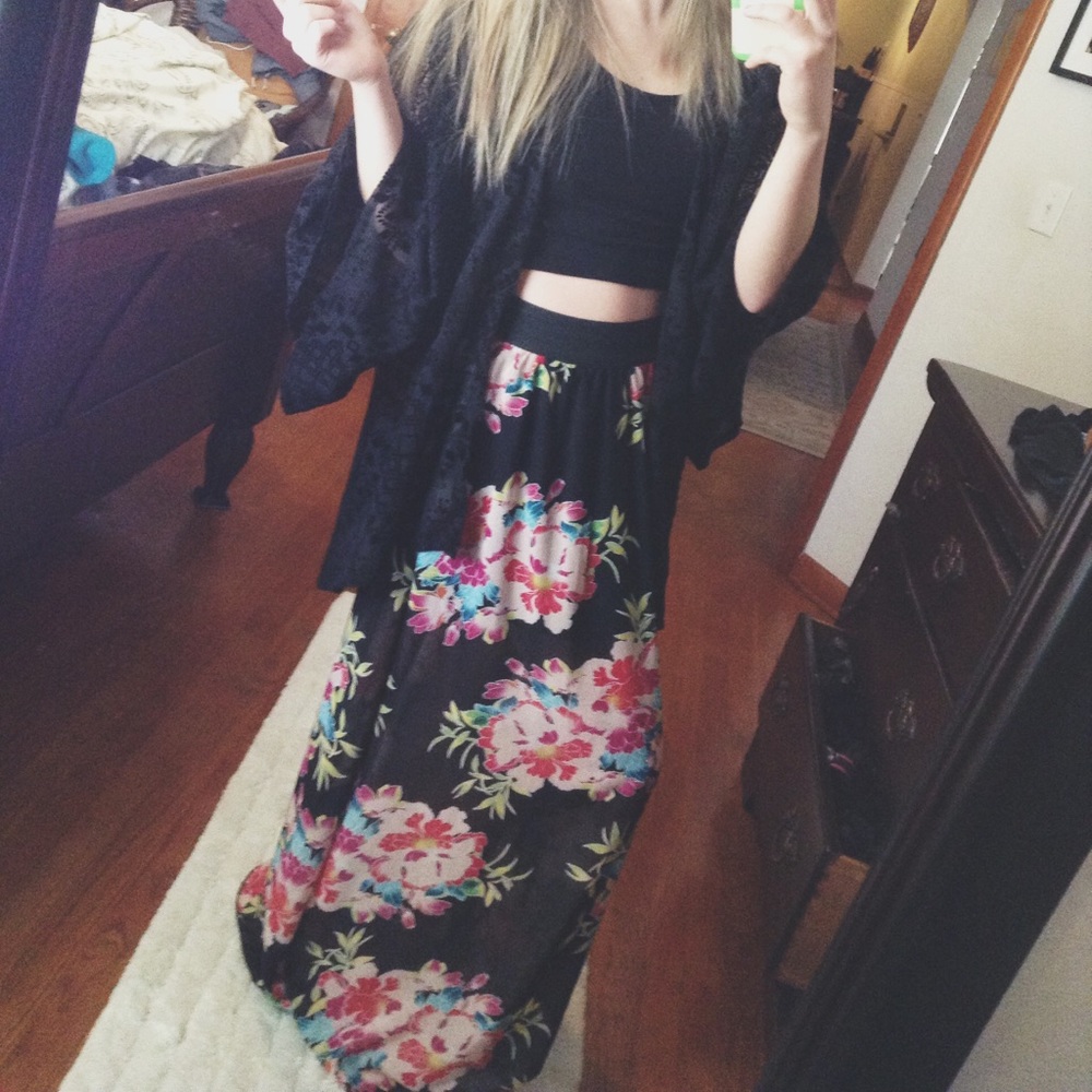 Charlotte Russe® Floral Maxi Skirt
